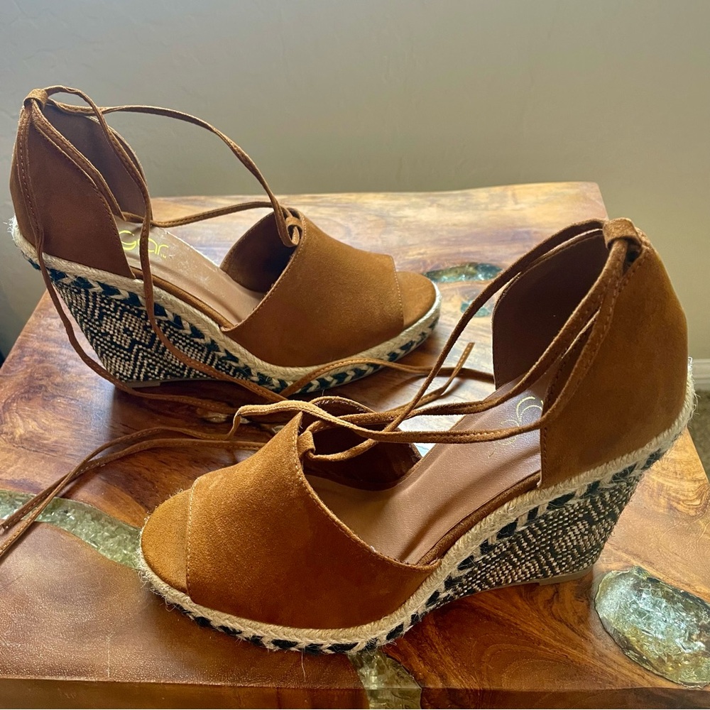 Sugar Shayla Brown Espadrilles Lace-up Platform Wedge Sandal, Size "8M"